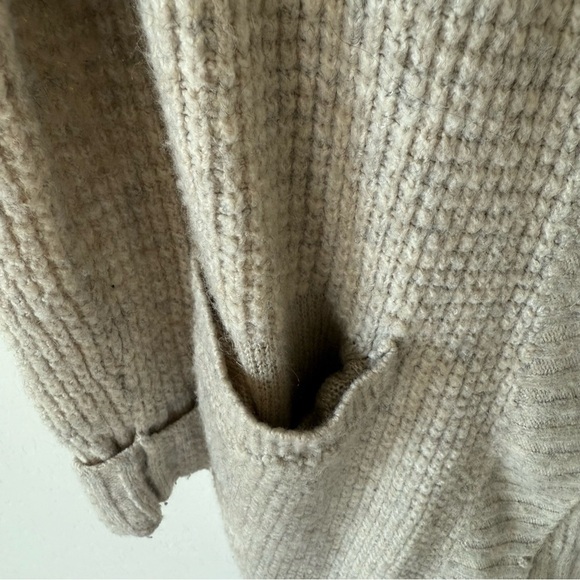 London Kaye Oatmeal Tan Alpaca Blend Waffle Knit Long Line Cardigan Size Small - Picture 4 of 10